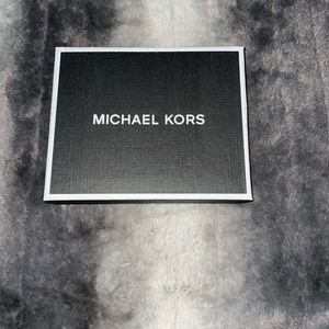 Micheal Kors Wallet